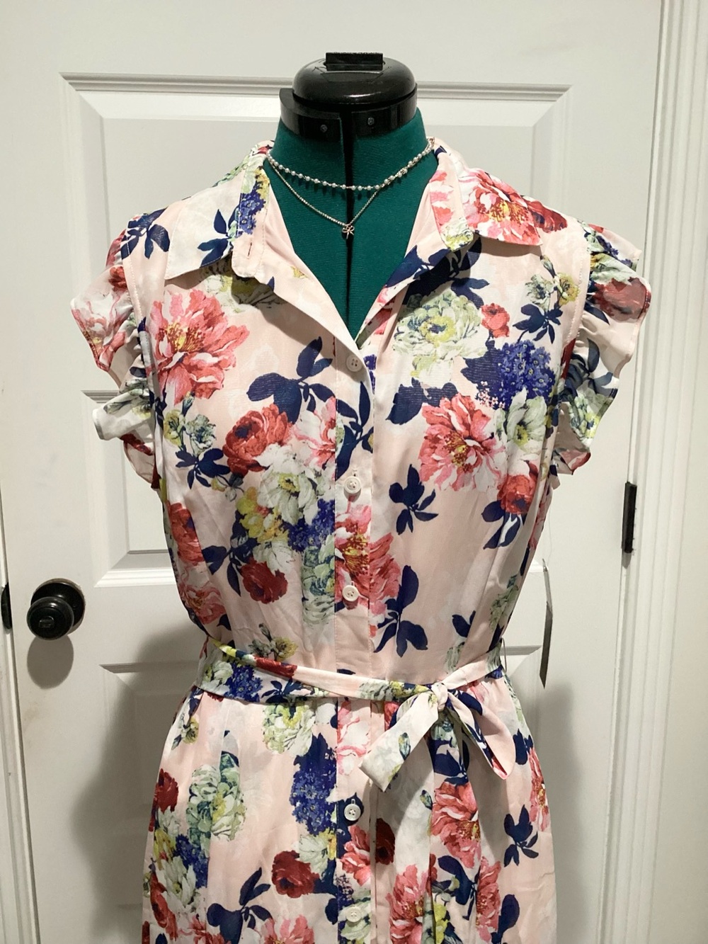 Tahari Pink Floral Sleeveless Day Dress Size 12